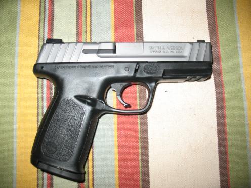 Smith & Wesson SD9 VE view 3